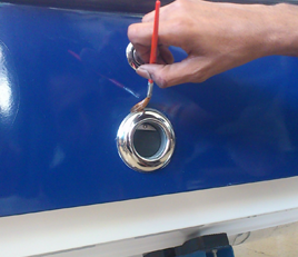 Edge seal with transparent varnish macseal